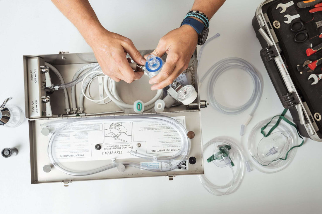 What is an Oxy Viva Resuscitator Kit?